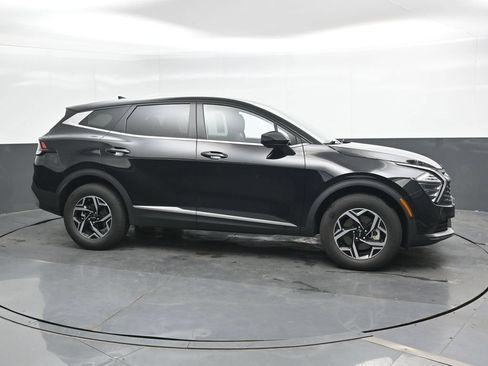 Used 2025 Kia Sportage LX AWD/4WD image 5
