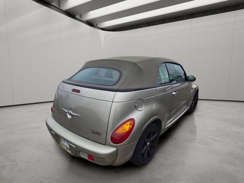 Used 2005 Chrysler PT Cruiser GT image 11