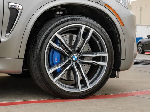 Used 2015 BMW X5 M image 66