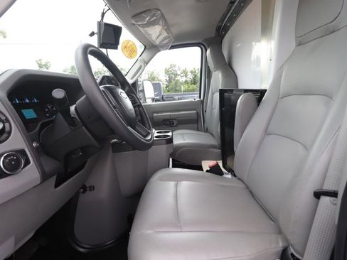 Used 2024 Ford E-350 and Econoline 350 Super Duty w/ Power Windows & Locks Group RWD image 2