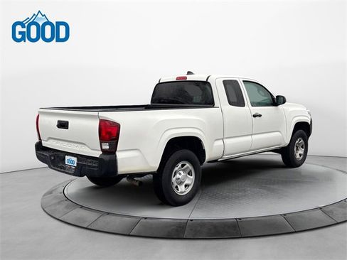 Used 2022 Toyota Tacoma SR image 5