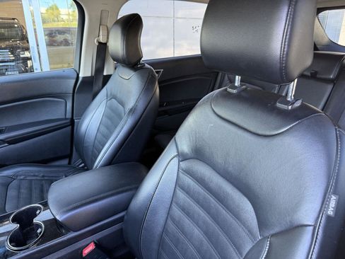 Used 2015 Ford Edge SEL w/ Equipment Group 201A AWD/4WD image 11