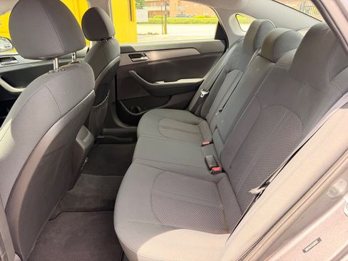 Used 2019 Hyundai Sonata SE FWD image 17