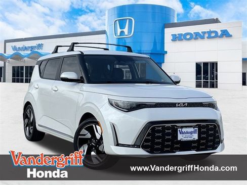 Used 2025 Kia Soul GT-Line w/ GT-Line Technology Package image 1