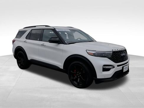 Used 2022 Ford Explorer ST w/ Equipment Group 401A AWD/4WD image 2