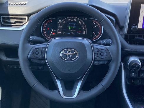 Certified 2025 Toyota RAV4 XLE w/ Convenience Package image 15