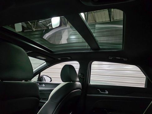 Used 2025 Kia K5 GT-Line w/ GT-Line Premium Package image 20