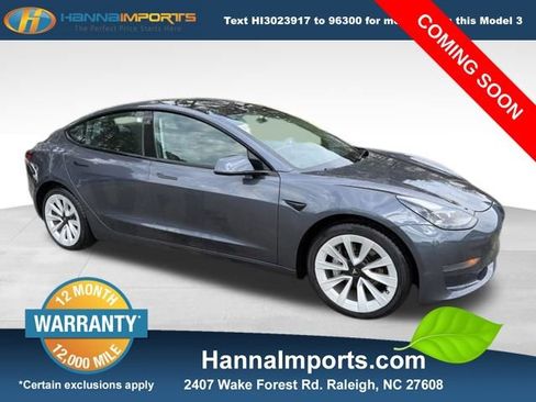 Used 2023 Tesla Model 3 Standard Range image 1