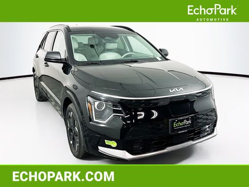 Used 2023 Kia Niro Wind FWD image 1