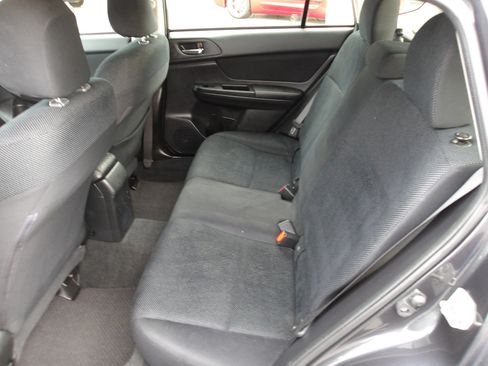 Used 2014 Subaru Impreza 2.0i Premium w/ All-Weather Package w/CVT image 10