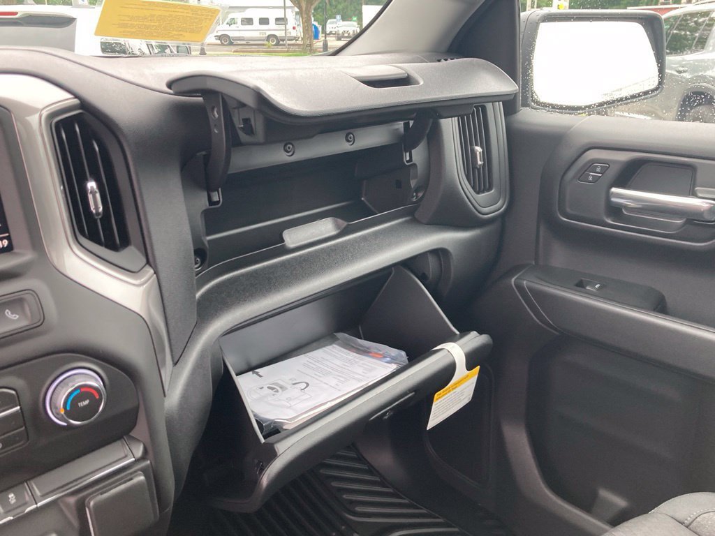 New 2026 Chevrolet Silverado 1500 Custom w/ Turbomax Blackout Package AWD/4WD image 14