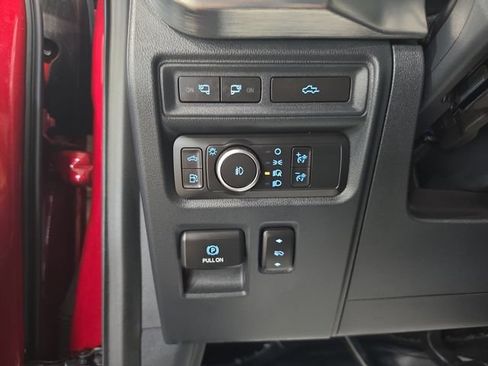 Used 2022 Ford F150 Lariat w/ Trailer Tow Package AWD/4WD image 20