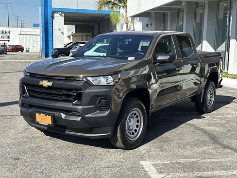 Used 2023 Chevrolet Colorado W/T image 7