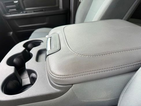 Used 2018 RAM 2500 Tradesman w/ Chrome Appearance Group AWD/4WD image 27