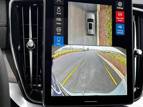 New 2026 Volvo XC90 B6 Ultra w/ Protection Package image 19