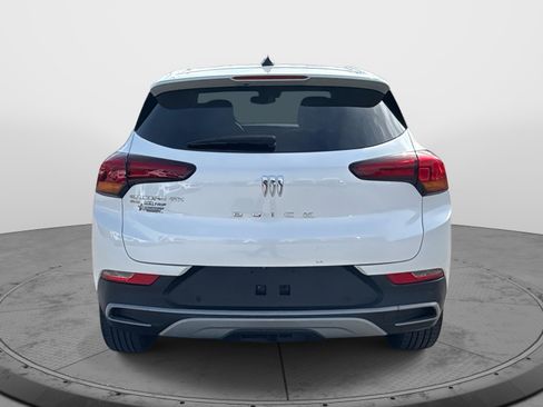 Certified 2024 Buick Encore GX Preferred w/ Comfort Package image 7