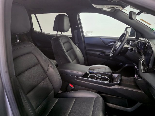 Used 2025 Chevrolet Equinox LT w/ Convenience Package II AWD/4WD image 10