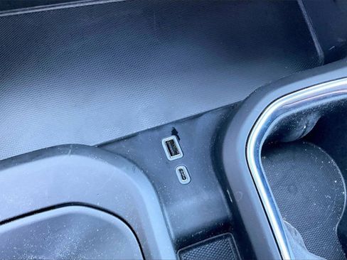 Used 2025 GMC Sierra 1500 Denali w/ Technology Package image 17