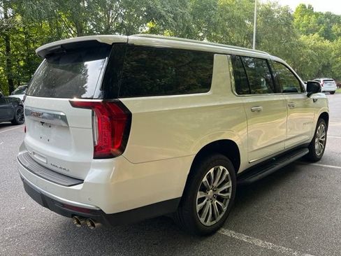 Used 2021 GMC Yukon XL Denali AWD/4WD image 9