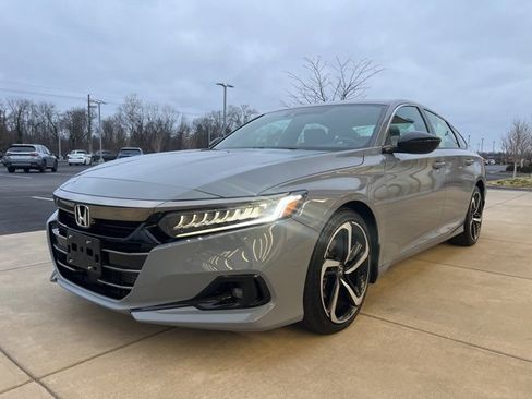 Certified 2022 Honda Accord Sport image 10