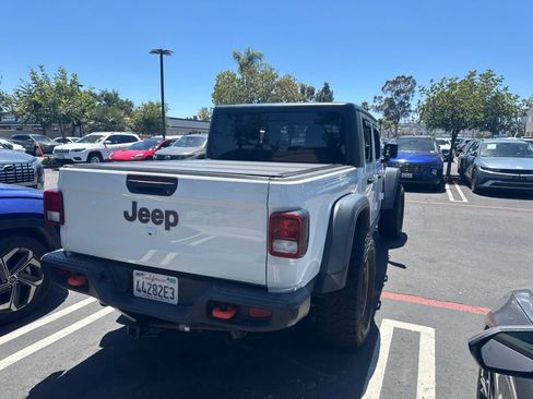 Used 2021 Jeep Gladiator Mojave AWD/4WD image 3