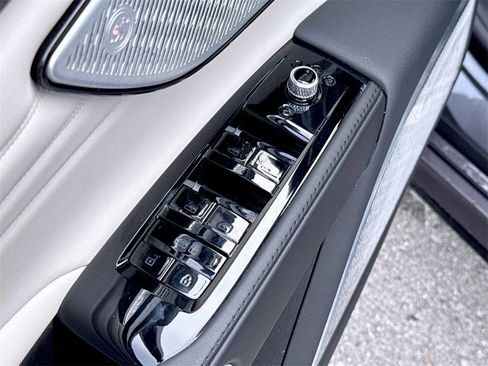 Used 2023 Maserati Grecale Modena image 23