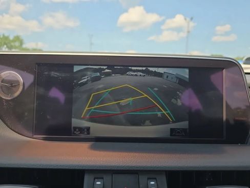Used 2020 Lexus ES 350 w/ Accessory Package FWD image 28