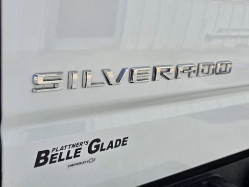 Used 2022 Chevrolet Silverado 1500 Custom RWD image 14