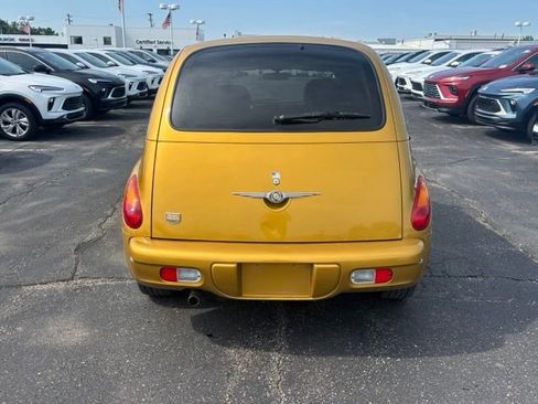 Used 2002 Chrysler PT Cruiser Limited FWD image 6