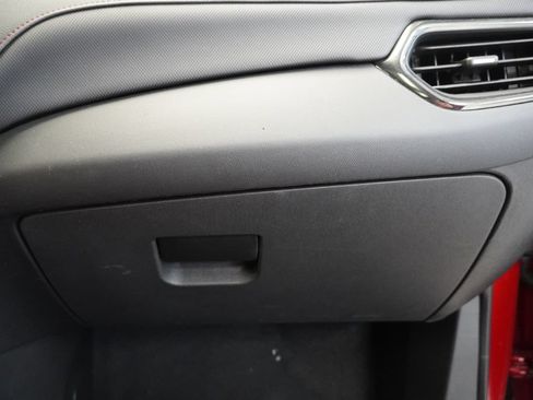 Certified 2023 Chevrolet Equinox RS FWD image 40