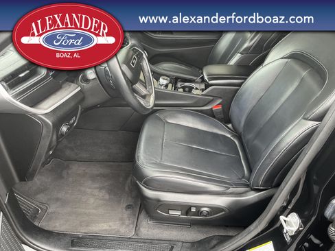 Used 2021 Jeep Grand Cherokee L Limited AWD/4WD image 9