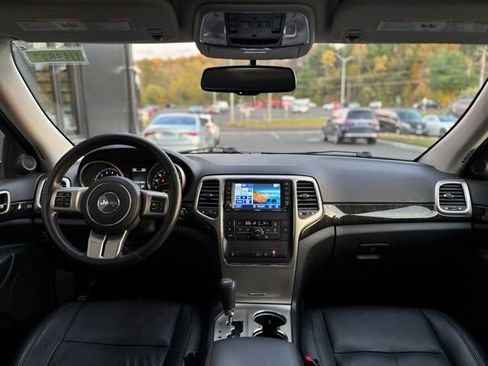 Used 2012 Jeep Grand Cherokee Laredo image 12