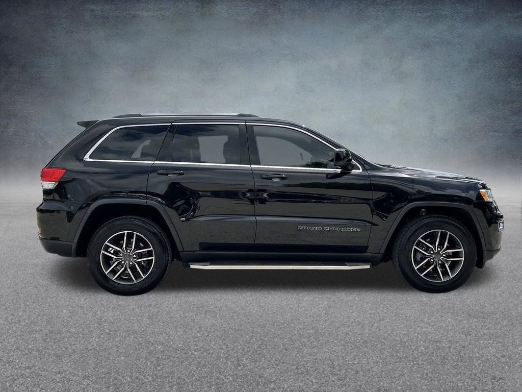 Certified 2019 Jeep Grand Cherokee Laredo w/ Laredo X Package RWD image 8