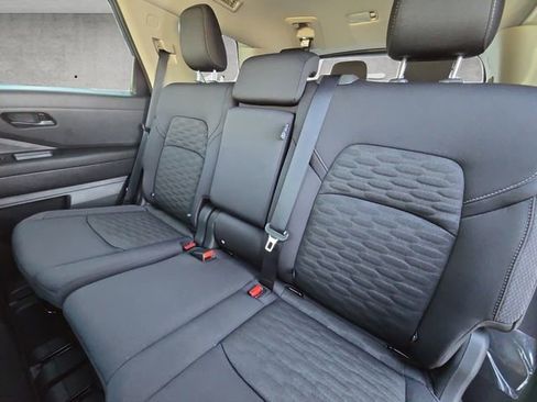New 2026 Nissan Pathfinder SV image 22