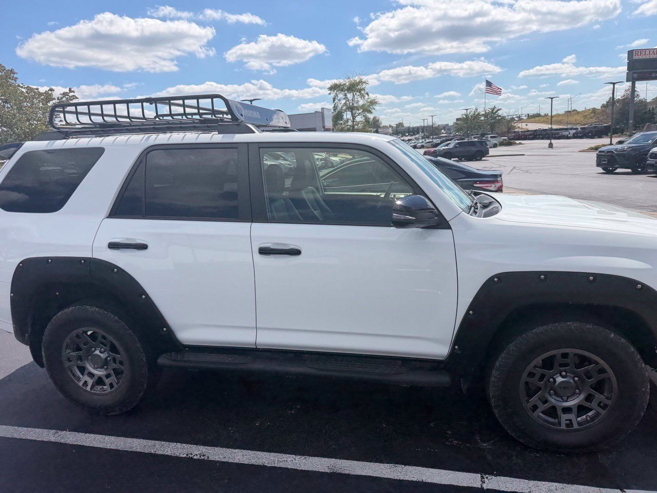 Used 2020 Toyota 4Runner Venture w/ Moonroof Package AWD/4WD image 4