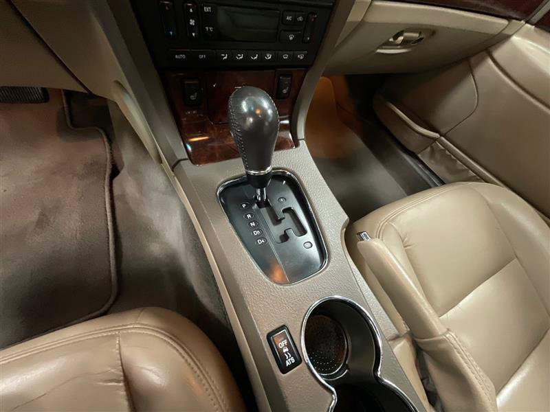 Used 2001 Lincoln LS RWD image 16