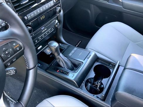 Used 2023 Lexus GX 460 w/ Black Line Special Edition AWD/4WD image 17