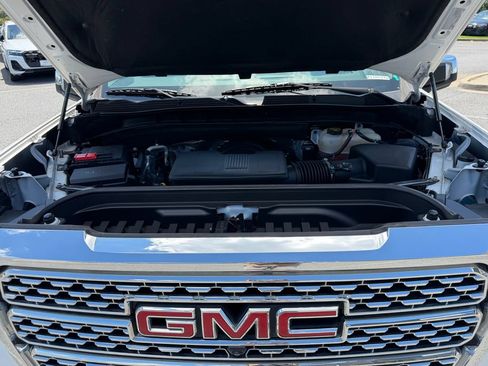 Used 2022 GMC Sierra 1500 Denali w/ Denali Premium Package AWD/4WD image 40