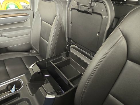 Certified 2025 Chevrolet Silverado 1500 RST w/ Convenience Package II AWD/4WD image 28