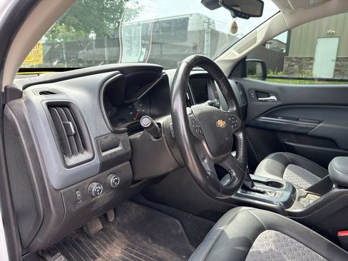 Used 2020 Chevrolet Colorado Z71 AWD/4WD image 11