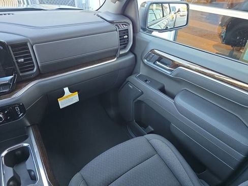 New 2026 GMC Sierra 1500 Elevation w/ Preferred Package image 14