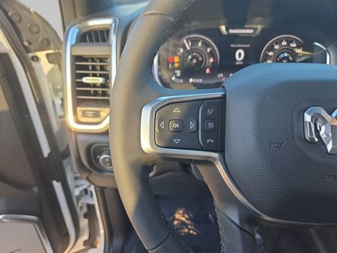 New 2025 RAM 2500 Laramie AWD/4WD image 19