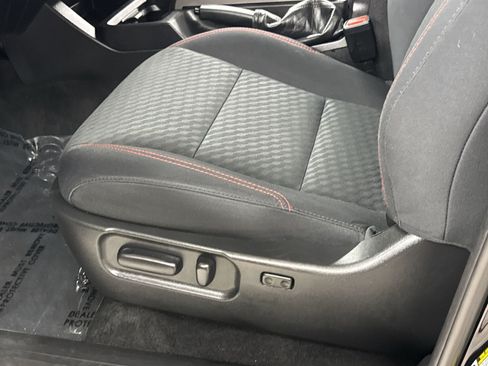 Used 2021 Toyota Tacoma SR5 RWD image 26