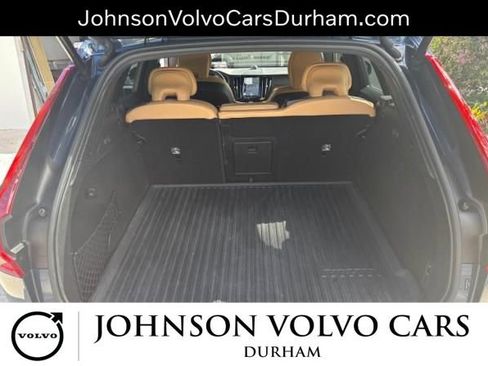 Used 2023 Volvo XC60 B5 Ultimate w/ Protection Package Premier AWD/4WD image 10