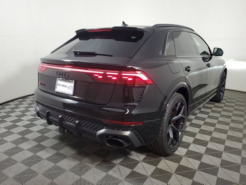 New 2027 Audi RS Q8 performance AWD/4WD image 6