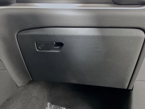 Used 2023 Ford Explorer XLT w/ Equipment Group 202A image 35