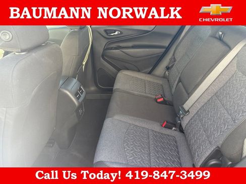 Used 2023 Chevrolet Equinox LT FWD image 26