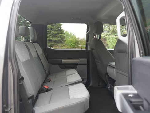 Used 2024 Ford F250 XLT AWD/4WD image 12