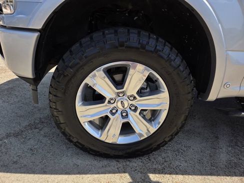 Used 2019 Ford F150 Platinum w/ Equipment Group 701A Luxury AWD/4WD image 27