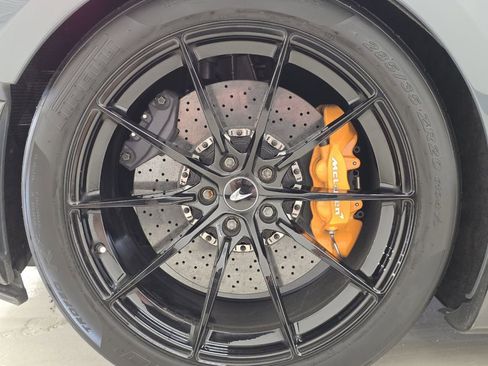 Used 2020 McLaren 600LT Spider image 69